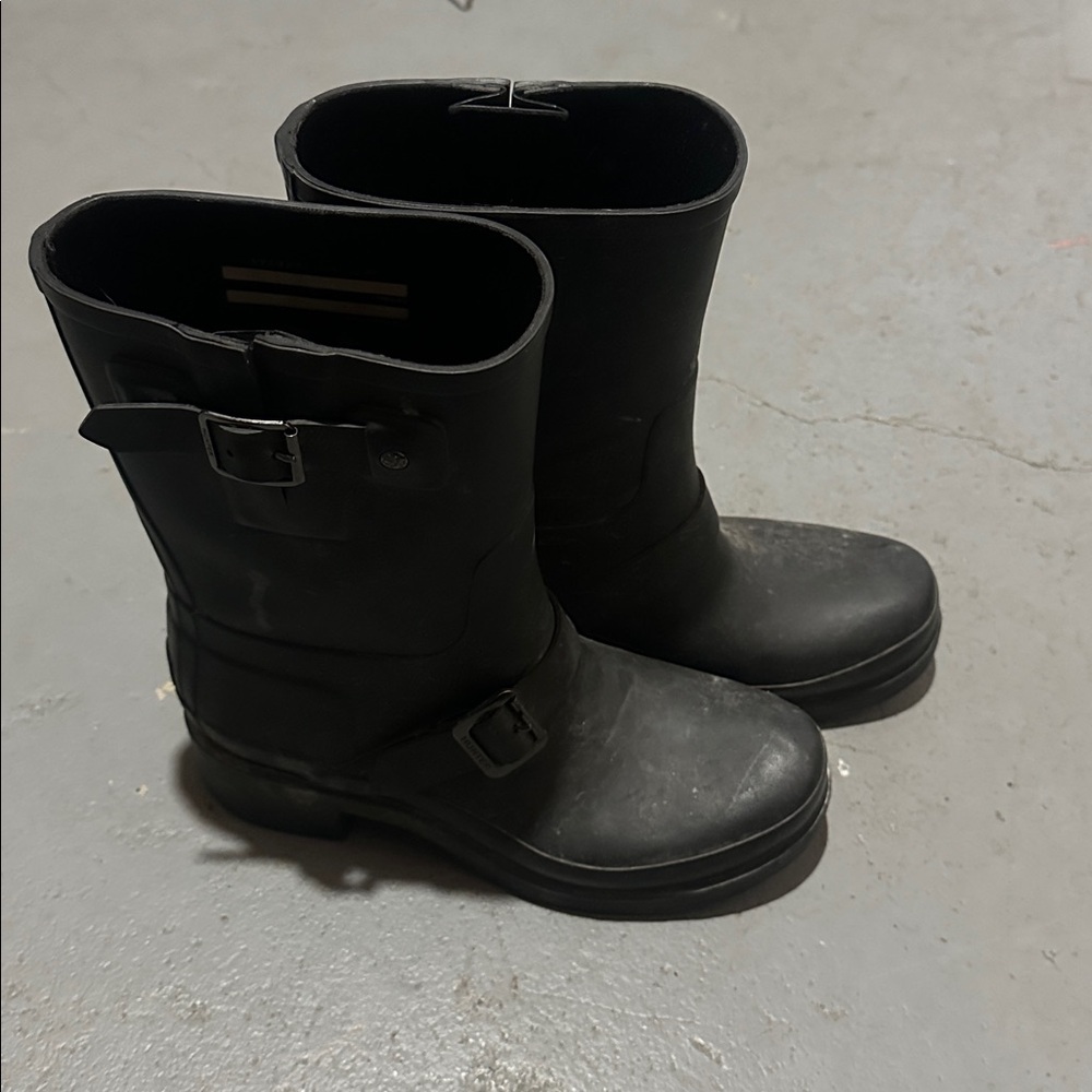 HUNTER black rain boots